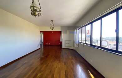 Imagem: O apartamento possui 3 Dormitórios, 3 Banheiros, 4 Vagas na