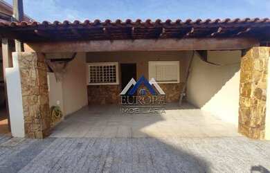 Imagem: A casa em condomínio possui 2 Dormitórios, 1 Banheiro, 2 Vagas