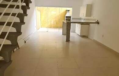 Imagem 2: Atibaia - Condomínio Fechado com 2 Suítes, 2 Vagas e Piscina