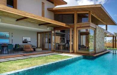 Imagem: A casa em condomínio possui 5 Dormitórios, 5 Banheiros, 5