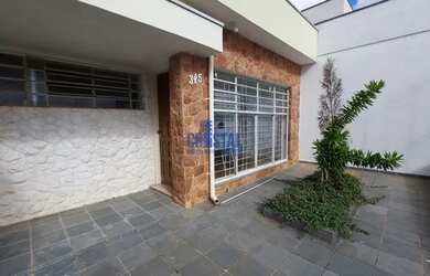 Imagem: A casa possui 2 Dormitórios, 2 Banheiros, 140m² de Área e