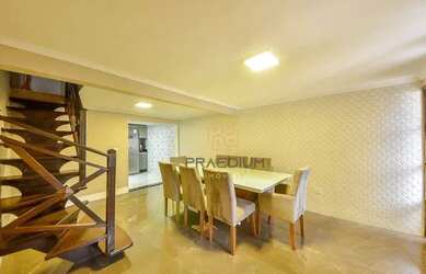 Imagem: A casa possui 2 Dormitórios, 3 Banheiros, 3 Vagas na garagem