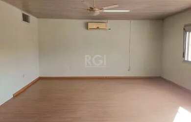 Imagem 16: Casa em Guaíba. Piscina, Churrasqueira, Área de serviçoeLareira