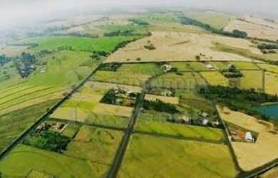 Imagem: O terreno possui 5.000m² de Área e está localizado em Chácara