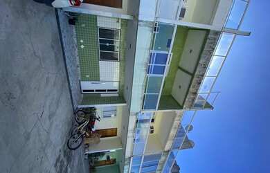 Imagem: A casa em condomínio possui 3 Dormitórios, 2 Banheiros, 1