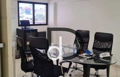 Imagem: O depósito possui 100m² de Área e está localizado em Centro