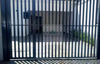 Imagem: A casa possui 4 Dormitórios, 4 Banheiros, 4 Vagas na garagem