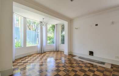 Imagem 7: Casa de Vila, com ou sem mobília, muito espaçosa e excelente localização