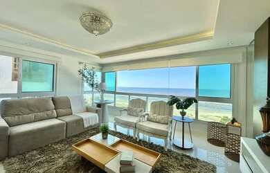 Imagem 2: Apartamento para venda possui 193 metros quadrados com 4 quartos em Navegantes...