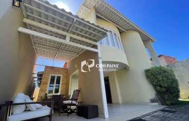 Imagem: A casa possui 5 Dormitórios, 4 Banheiros, 5 Vagas na garagem