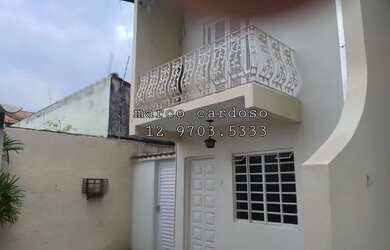 Imagem: A casa em condomínio possui 2 Dormitórios, 2 Banheiros, 1