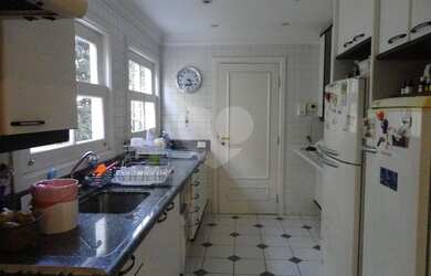 Imagem 16: Santana de Parnaíba - Casa Padrão - ALPHAVILLE