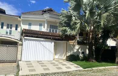 Imagem: A casa em condomínio possui 3 Dormitórios, 4 Banheiros, 2