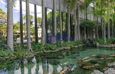 Imagem: A casa possui 5 Dormitórios, 5 Banheiros, 5 Vagas na garagem