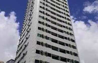 Imagem: O apartamento possui 3 Dormitórios, 1 Banheiro, 1 Vaga na garagem