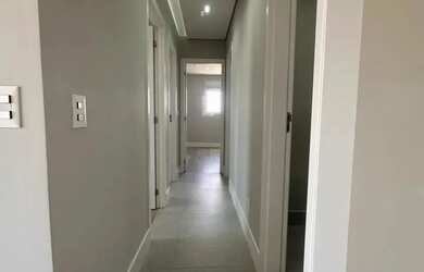 Imagem: O apartamento possui 3 Dormitórios, 3 Banheiros, 2 Vagas na