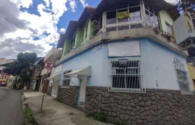 Imagem: A casa possui 5 Dormitórios, 2 Banheiros, 130m² de Área e