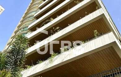 Imagem: O apartamento possui 3 Dormitórios, 4 Banheiros, 3 Vagas na