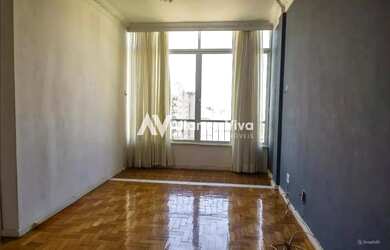 Imagem: O apartamento possui 2 Dormitórios, 2 Banheiros e 68m² de