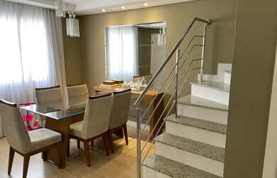 Imagem: A casa em condomínio possui 3 Dormitórios, 3 Banheiros, 2