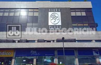 Imagem: O depósito possui 1 Vaga na garagem, 38m² de Área e está