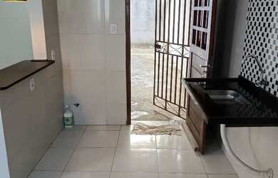 Imagem 2: Avalio trocas em Carro e moto. Leiam o anúncio