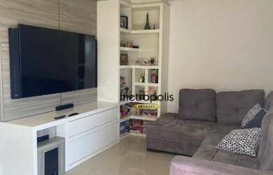 Imagem: O apartamento possui 3 Dormitórios, 1 Banheiro, 2 Vagas na