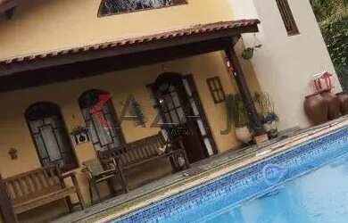 Imagem: A casa em condomínio possui 4 Dormitórios, 4 Banheiros, 5