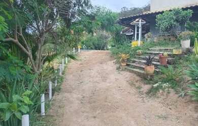 Imagem: A chácara possui 1.500m² de Área e está localizado em Ravena