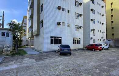 Imagem: O apartamento possui 4 Dormitórios, 3 Banheiros, 1 Vaga na