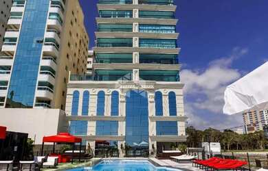 Imagem: O apartamento possui 4 Dormitórios, 1 Banheiro, 4 Vagas na