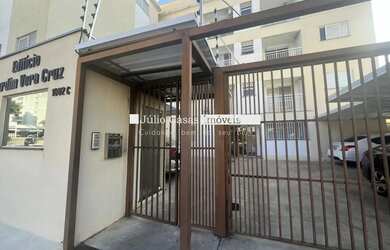 Imagem: O apartamento possui 2 Dormitórios, 2 Banheiros, 2 Vagas na