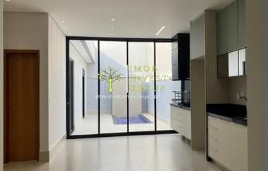 Imagem: A casa em condomínio possui 3 Dormitórios, 4 Banheiros, 4