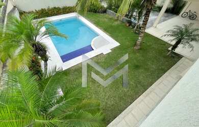 Imagem: A casa em condomínio possui 5 Dormitórios, 5 Banheiros, 5