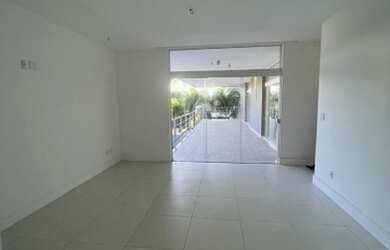 Imagem 11: Casa para venda alto padrão na Barra da Tijuca tem 880 metros com 6 suítes