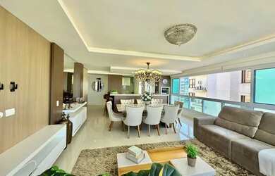Imagem 6: Apartamento para venda possui 193 metros quadrados com 4 quartos em Navegantes...