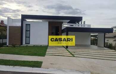 Imagem: A casa em condomínio possui 4 Dormitórios, 5 Banheiros, 4