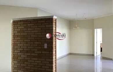 Imagem 4: Aluga Casa em Condomínio 3 suítes com armários, hidromassagem, 5 w.c...