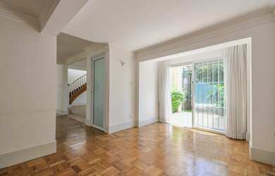 Imagem 13: Casa de Vila, com ou sem mobília, muito espaçosa e excelente localização