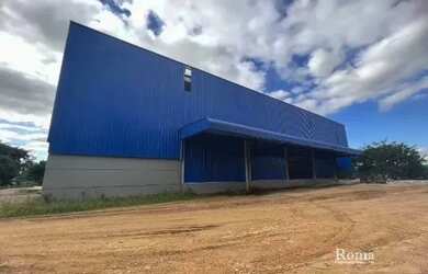 Imagem: O depósito possui 5 Vagas na garagem, 4.270m² de Área e