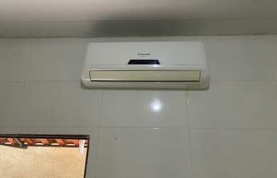 Imagem: A casa possui 1 Dormitório, 1 Banheiro e está localizado