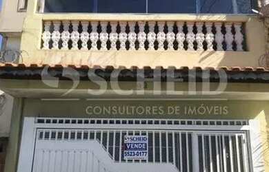 Imagem: A casa possui 2 Dormitórios, 1 Banheiro, 2 Vagas na garagem