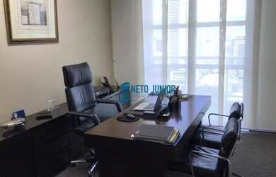 Imagem: O depósito possui 2 Vagas na garagem, 65m² de Área, Imóvel