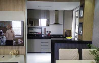 Imagem: O apartamento possui 2 Dormitórios, 2 Banheiros, 2 Vagas na