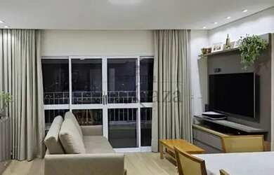 Imagem: O apartamento possui 3 Dormitórios, 2 Banheiros, 2 Vagas na