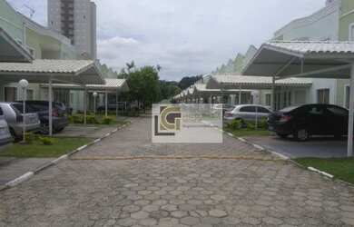 Imagem: A casa em condomínio possui 2 Dormitórios, 3 Banheiros, 2