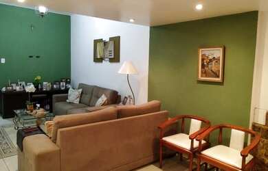 Imagem: A casa à venda possui 3 Dormitórios, 2 Banheiros, 2 Vagas