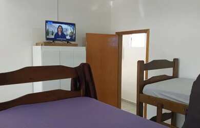 Imagem: O quarto está localizado em Pindamonhangaba, SP para alugar