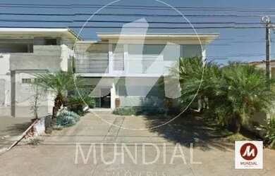 Imagem: O depósito possui 4 Vagas na garagem e 203m² de Área e está