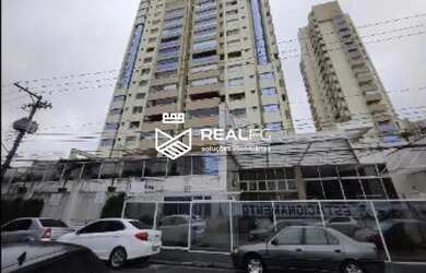Imagem: O apartamento possui 3 Dormitórios, 1 Banheiro, 2 Vagas na
